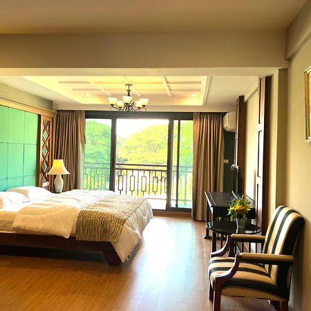 Quinstel Hostel Bangkok Eksteriør billede