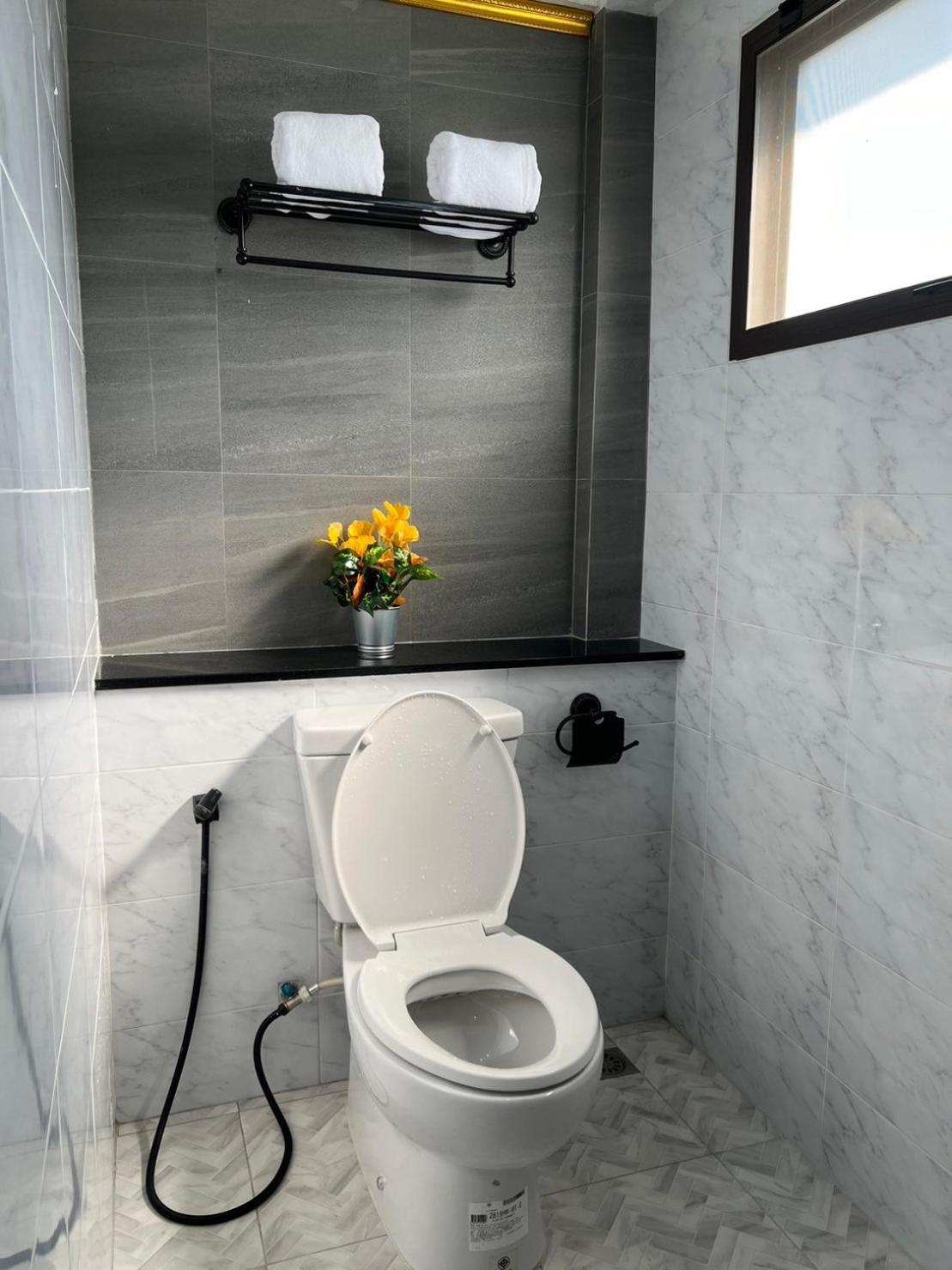 Quinstel Hostel Bangkok Eksteriør billede